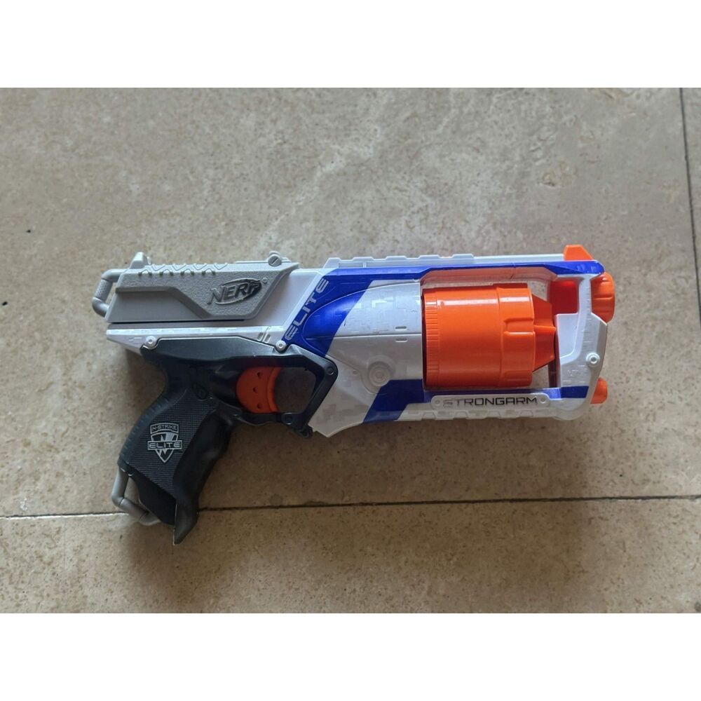 NERF N-Strike Elite Strongarm